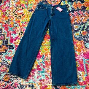 Brand new with tags, low rise, wide leg, blue washed Edikted jeans (size medium)